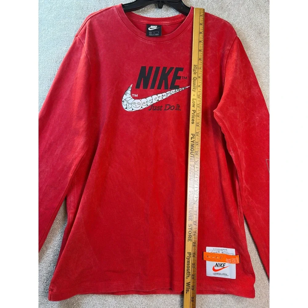 Nike‎ Long Sleeve Shirt Mens Medium Red Distorted Swoosh Wash Drip Heavyweight
